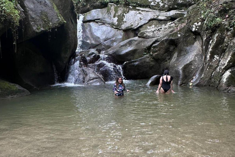 Santa Marta: Off-Road Dune Buggy with Waterfall and Nature Adventure Off-Road Dune Buggy Adventure with Waterfall and Zipline