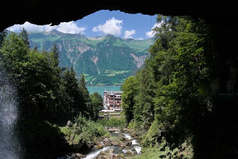 Brienz, Iseltwald, Giessbach Falls Tour