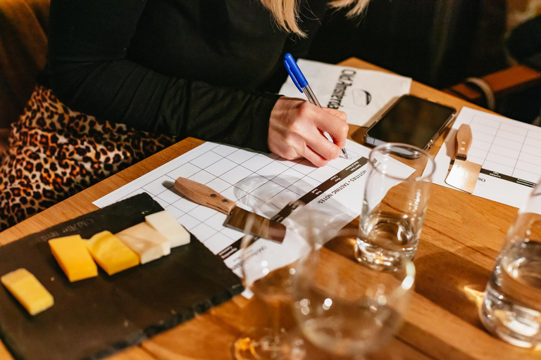 Amsterdam - en upplevelse Provsmakning av holländsk ost med vin