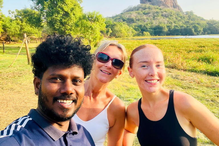 Sri Lanka: 21-Day Private Tour with chauffeur