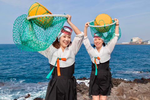 Jeju: Haenyeo UNESCO Sea Women Photoshoot Experience
