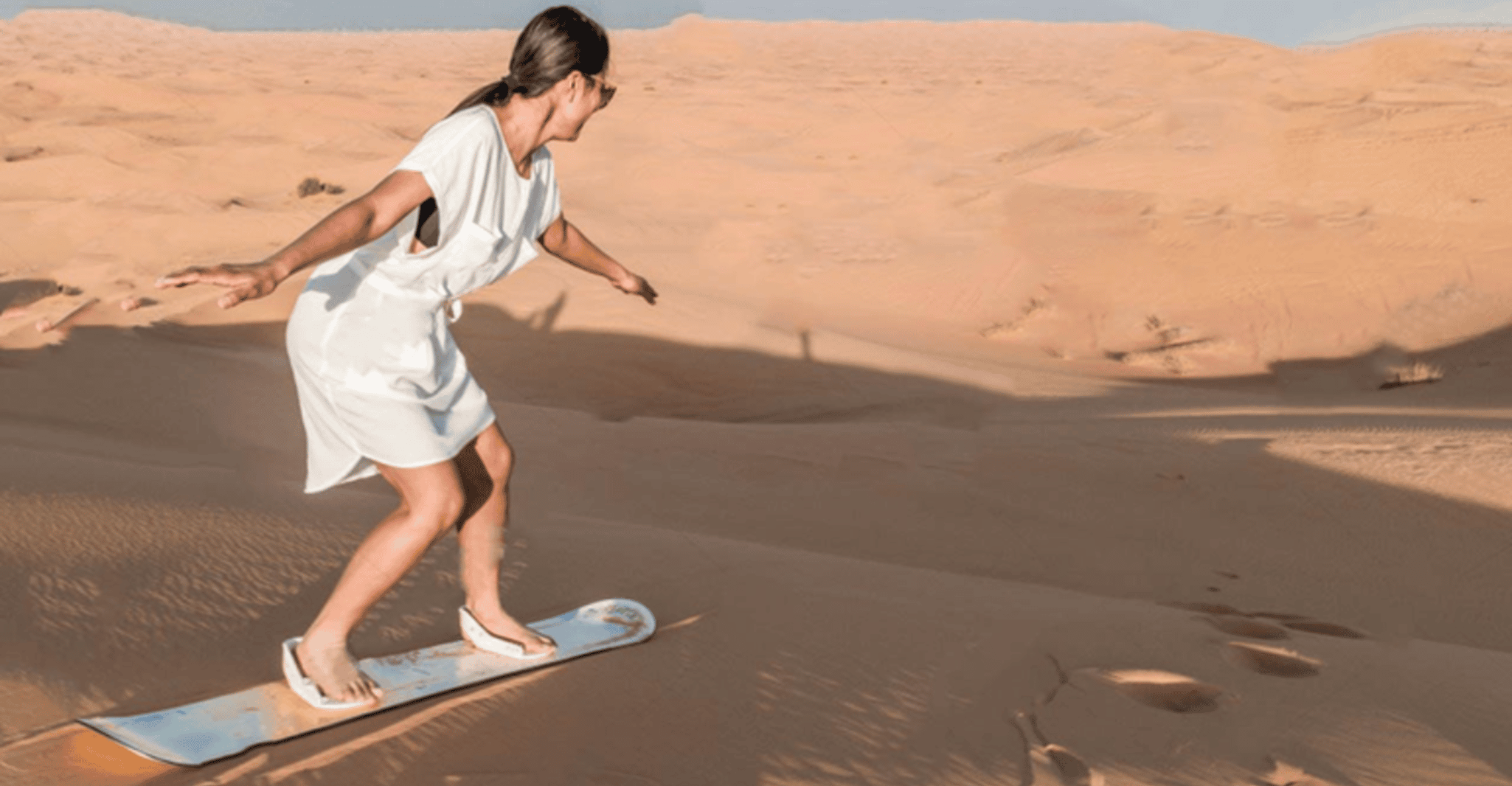 Agadir/ Taghazout, Sandboard en petit groupe dans le désert - Hizvo