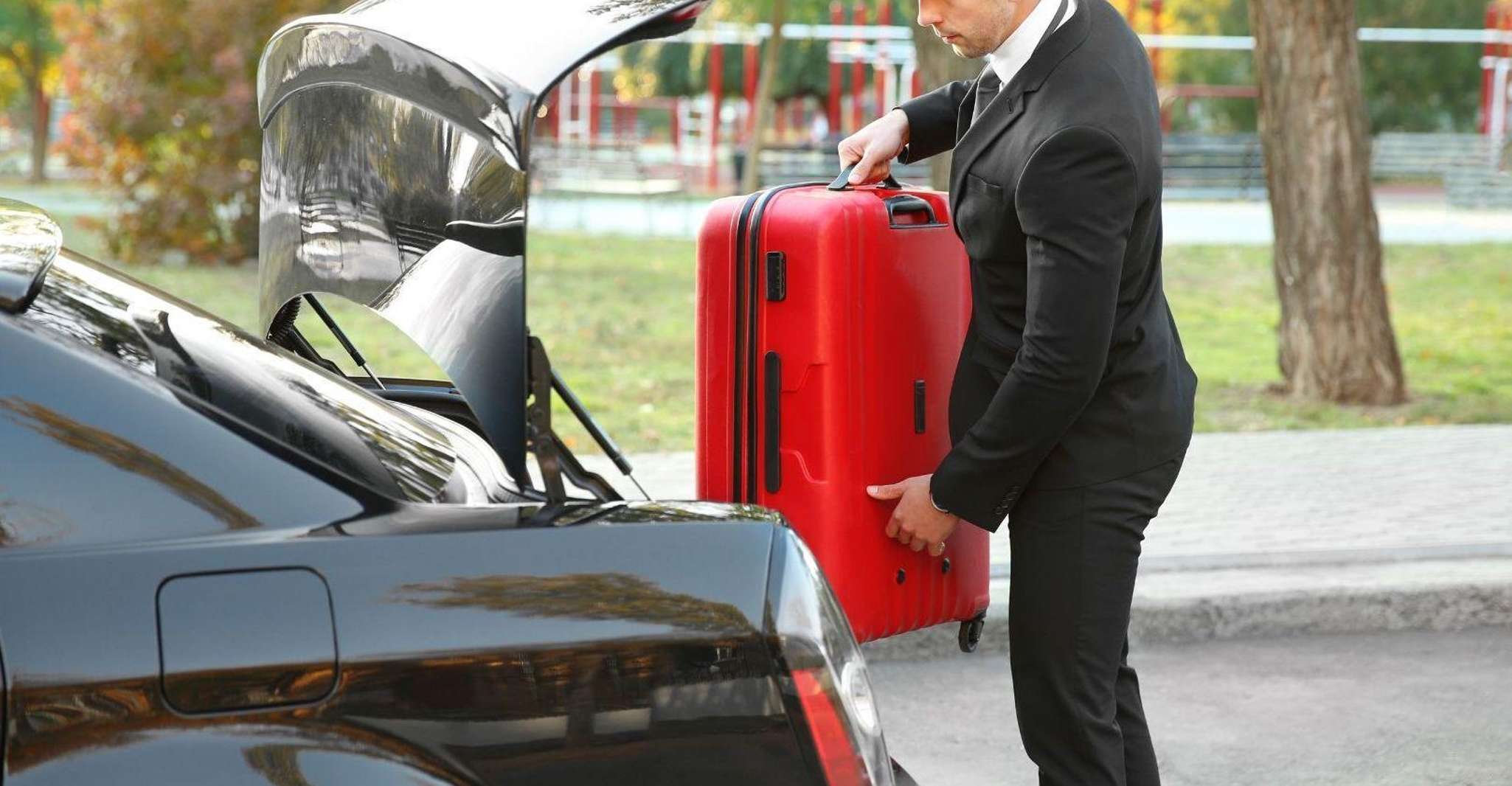 Amsterdam, Private Transfer to/from Amsterdam Airport (AMS) - Housity
