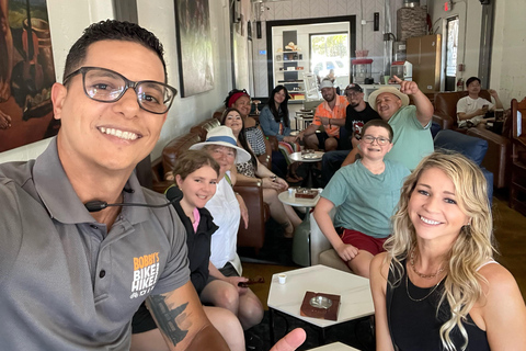 Miami Beach: Tour guiado de bicicleta com degustação gastronómica (Adultos)