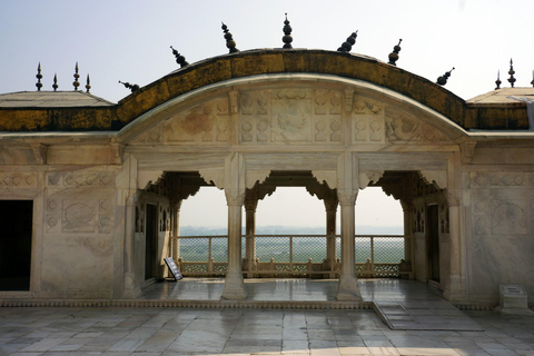 Agra: Pomiń wycieczkę Taj Mahal Sunrise & Agra Fort TourPrywatna wycieczka z kierowcą, samochodem i przewodnikiem