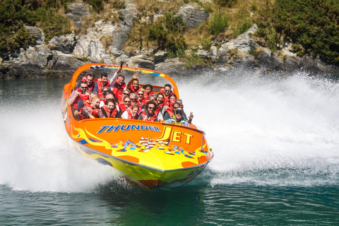 Queenstown: Jet Boat Adventure with Thunder Jet 30-Minute Experience