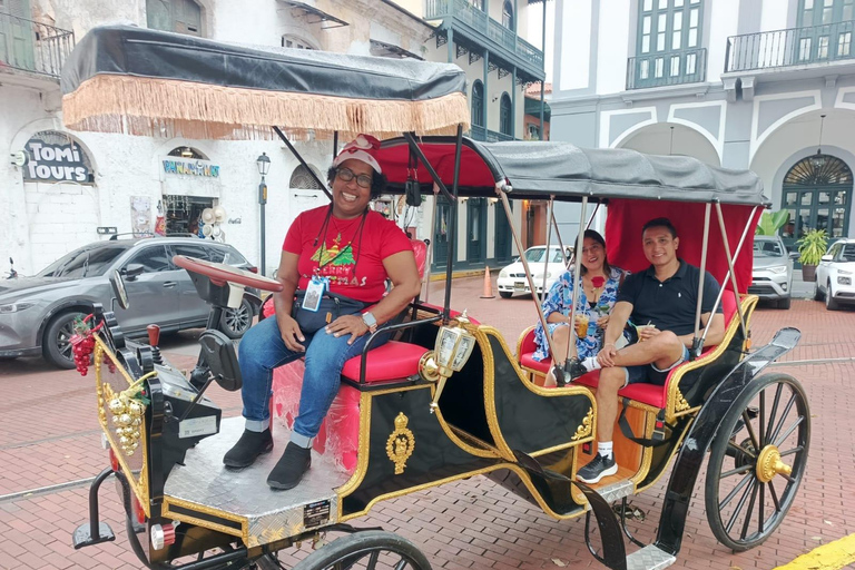 Panama City: Guided Carriage Tour in the Old Town