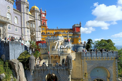 Lisbon: Pena Palace, Moorish Castle, Regaleira & Sintra Tour Private Tour – Personalized Comfort in an Exclusive Settings