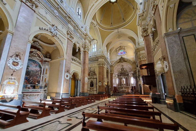 e-bike ring tour between Locorotondo and Martina Franca e-bike tour Locorotondo, Martina Franca and visit to a dairy