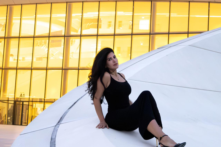 Baku: Heydar Aliyev Center Photoshoot (Flying Dress Option)