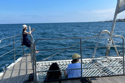 Jeju: Yacht Tour with Optional Sunset or Haenyeo Experience Sunset Tour