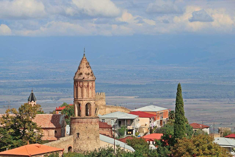 Tbilisi: Kakheti Wine Region Tour Sighnaghi, Bodbe & Alazani Guided Tour with Wine Tastings