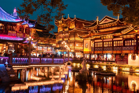 Shanghai: Old Town, Yu Garden & Zhujiajiao Water Town Tour