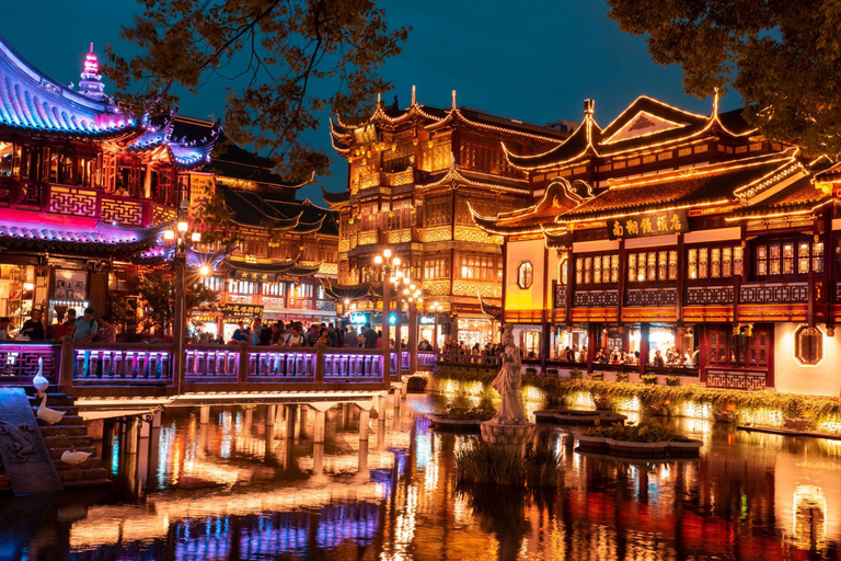 Shanghai: Old Town, Yu Garden & Zhujiajiao Water Town Tour