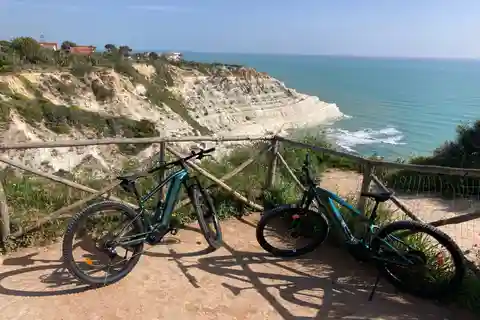 Scala Dei Turchi und versteckte Strände mit dem E-Bike