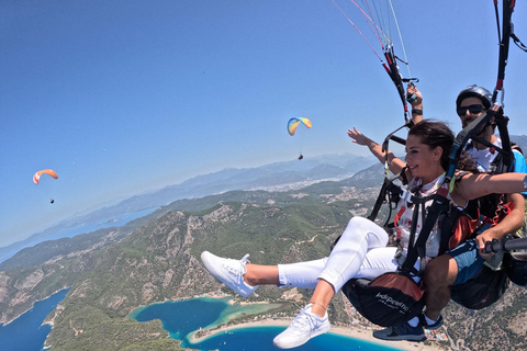 From Antalya: Ölüdeniz Paragliding w/Hotel Transfer & Lunch From Antalya: Ölüdeniz Paragliding w/Private Transfer