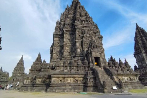 Wycieczka do świątyń Borobudur i PrambananWycieczka do świątyni Borobudur Prambanan