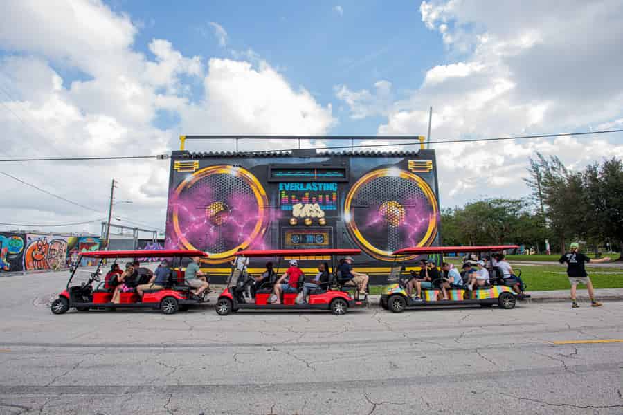 Wynwood Art District 1-stündige Wynwood Buggies Street Art Tour. Foto: GetYourGuide