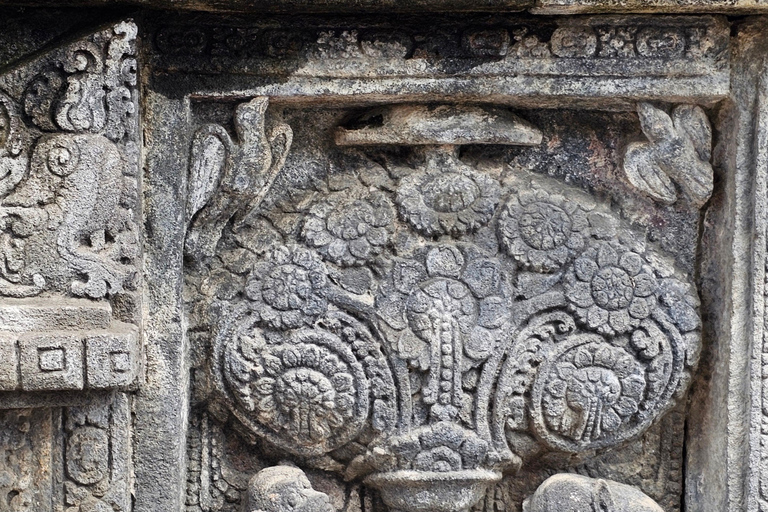 Borobudur Climb-Up & Prambanan Journey with Licensed Guide Borobudur Climb-Up & Prambanan Journey with Licensed Guide