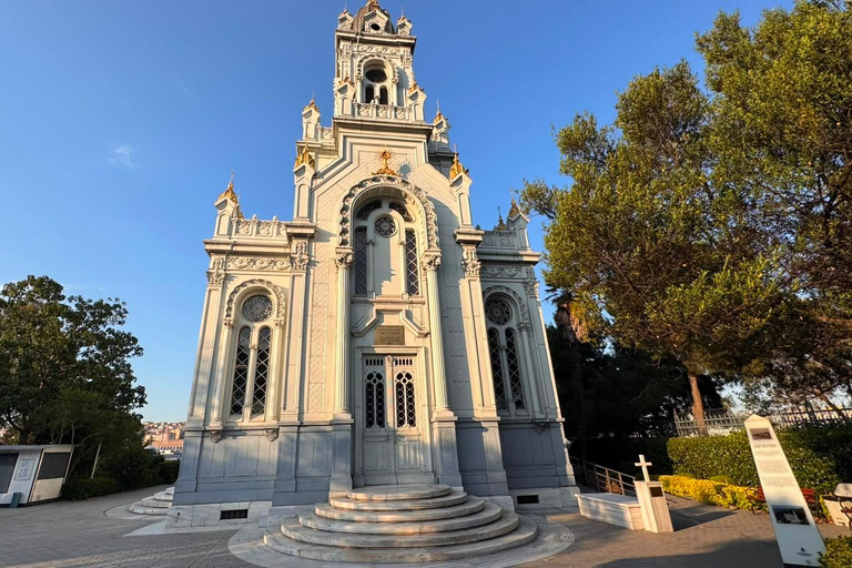 Istanbul: Fener and Balat Guided Walking Tour