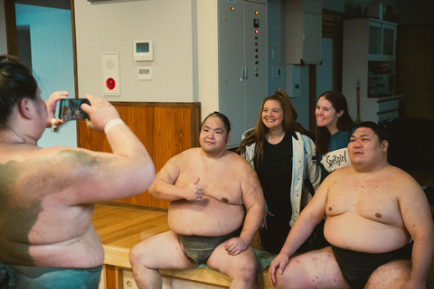 Tokio: Sumo Ochtendtraining in Sumida StadTokio: Sumo Ochtend Oefentour op Sumida