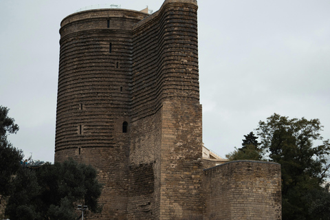 Baku: Hop-On Hop-Off Coach Tour + Optional Guided Walk in Icheri Sheher Hop-On Hop-Off Coach Tour + İçerişehir Guided Walking Tour