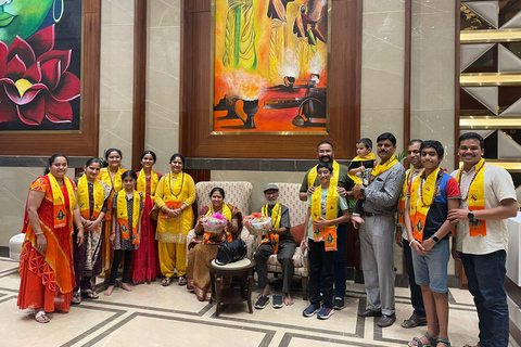 Varanasi: 2-Day City Tour with Boat Ride & Sarnath Visit