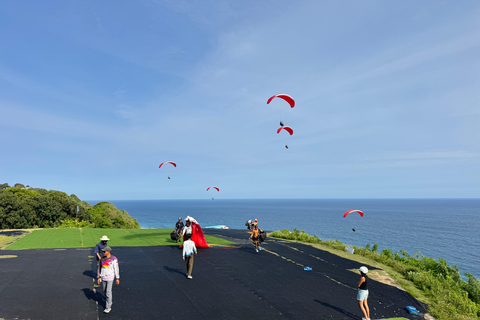 Bali: Timbis, Panda, Ulu Beach Tandem Paragliding Experience Bali: Paragliding only transfer Without activity ticket
