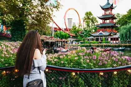 Kopenhagen: Tivoli-Gärten - Ticket für unbegrenzte Fahrten