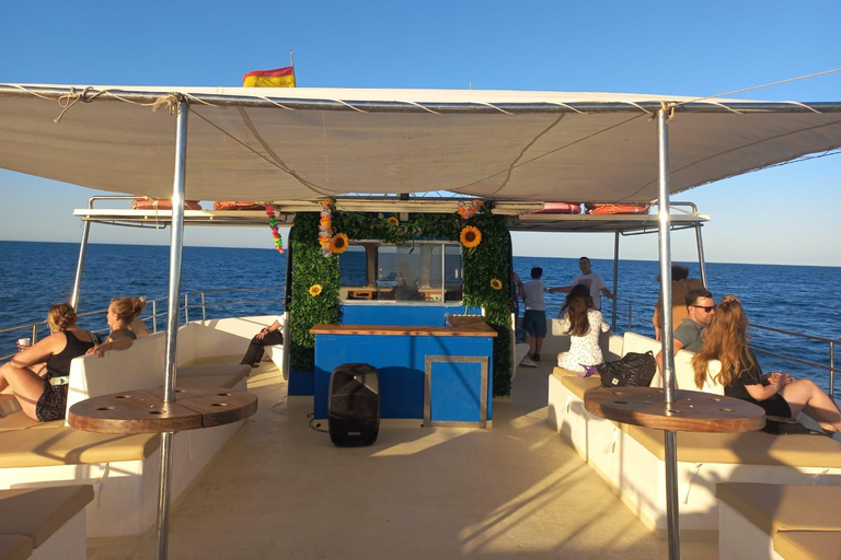 Valencia: Catamaran cruise bij zonsondergang of overdag met drankjeValencia: Dagtocht met catamaran en drankje