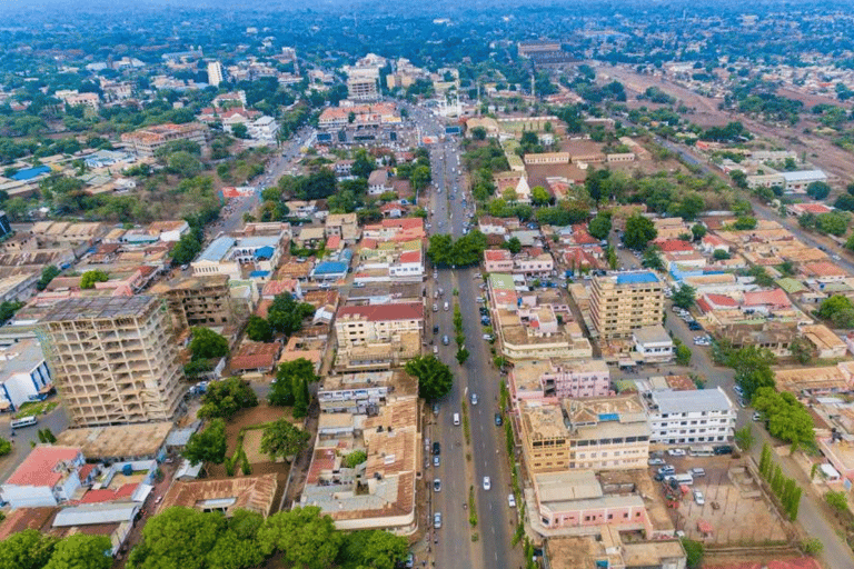莫希：乞力马扎罗山马兰古路线 2 日徒步