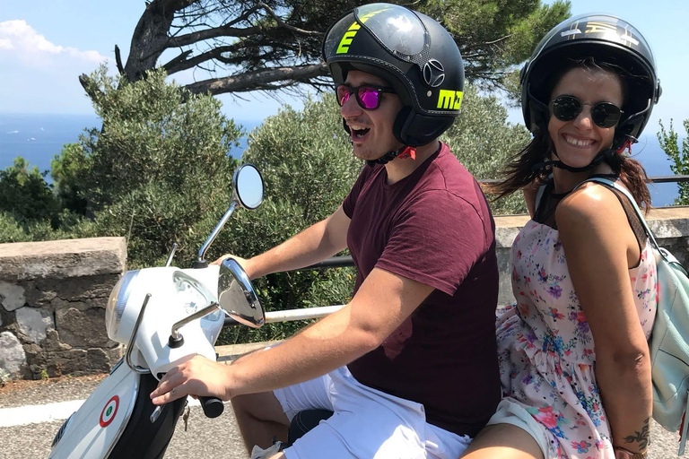 Sorrento Coast: Discover Hidden Gems by Vespa with a Buddy