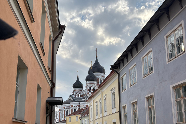 Tallinn: Old Town Walking Tour with Guide