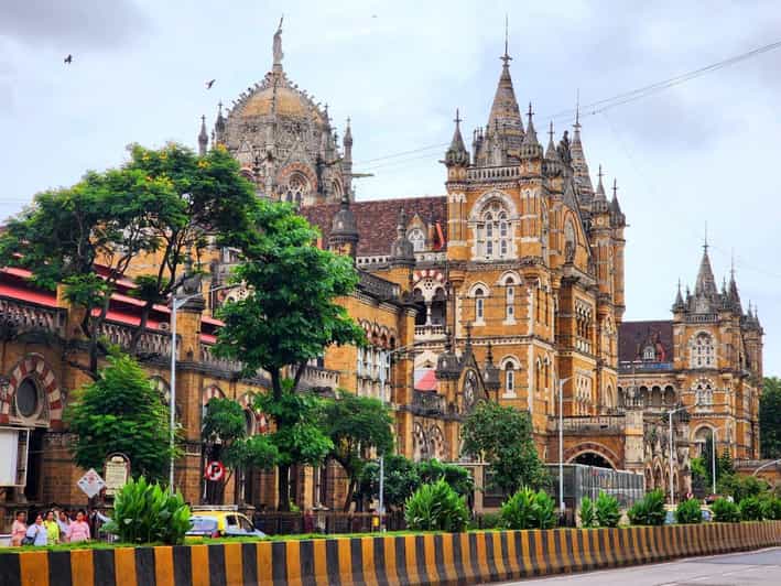 Full-Day Mumbai Sightseeing & Dharavi Slum with Options