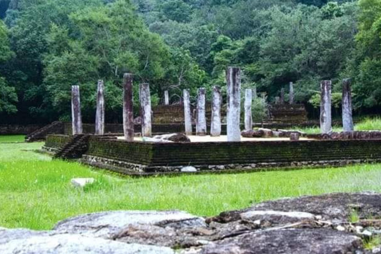 Dimbulagala Eco Trekking and Village Tour From Polonnaruwa