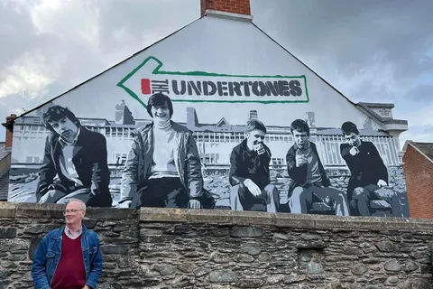 Derry/Londonderry: Cityside Street Art&Murals Walking Tours