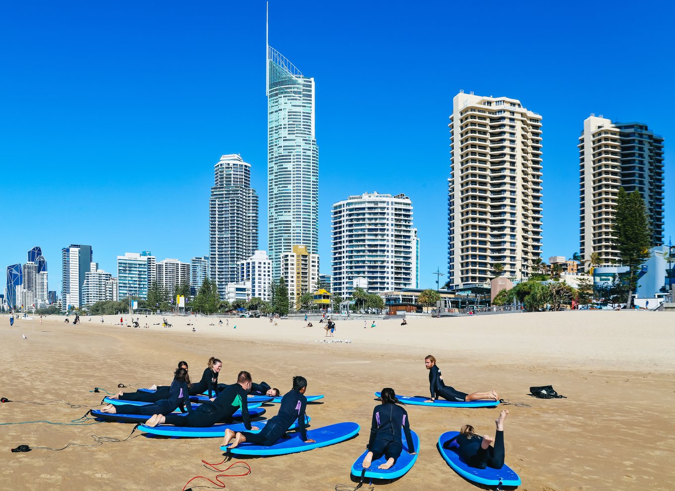 Surfers Paradise: Surflektion på Gold Coast