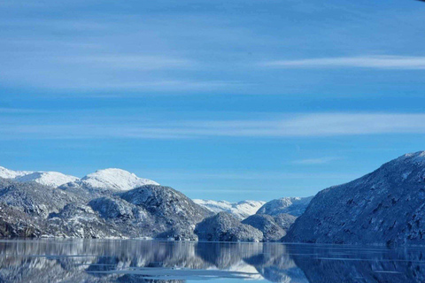 Von Bergen: Fjordrundfahrt nach MostraumenAb Bergen: Fjord-Bootsfahrt zur Meerenge Mostraumen