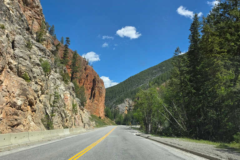 Soak & Explore: Radium Hot Springs and Kootenay Park Tour
