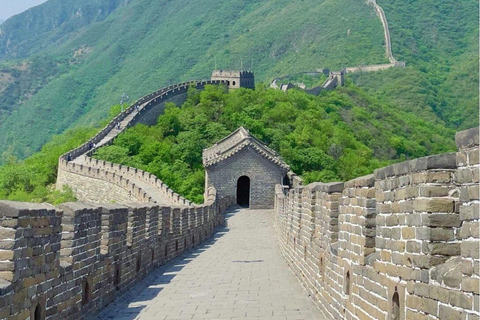 Całodniowa wycieczka All-Inclusive po Wielkim Murze Mutianyu i Pałacu LetnimWycieczka z przewodnikiem w języku angielskim