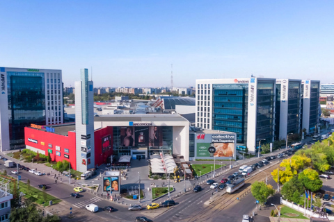 Bucharest: Private Driver for Shopping Day in the Malls