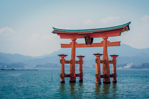 Hiroshima: Peace Park, Miyajima & Floating Torii Tour Private Tour