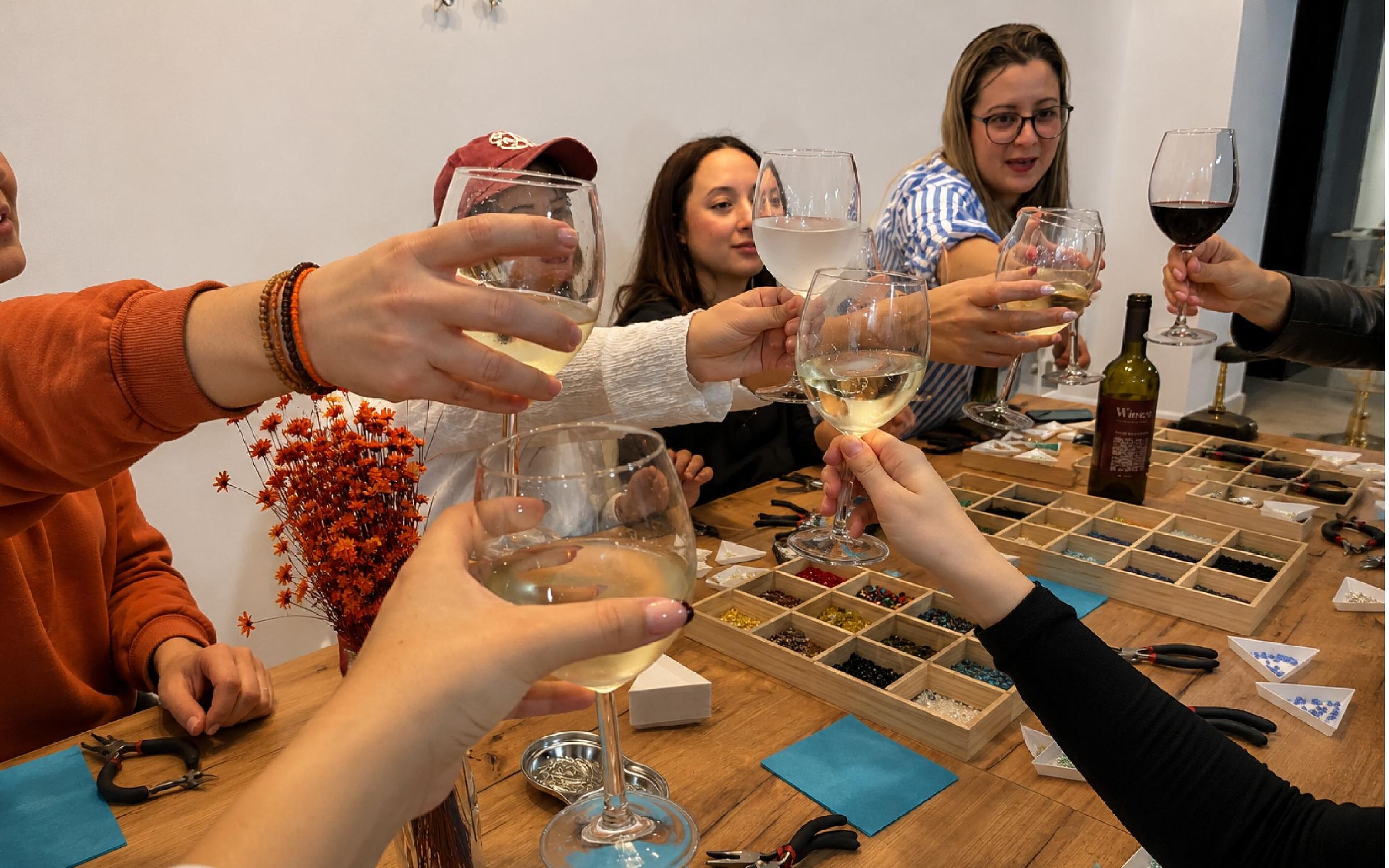 Schmuckworkshop mit Wein ohne Ende – Murcia