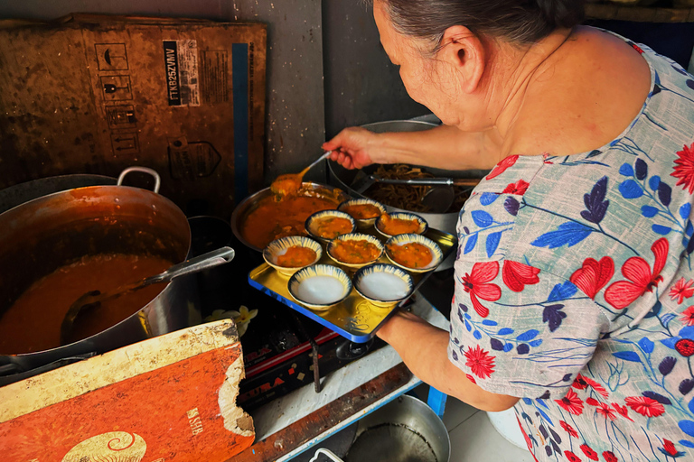 Hoi An Food Tour: 12 Flavors of a Former Trading port