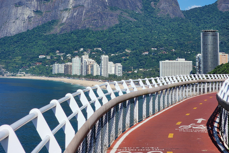 Rio de Janeiro: Running Sports Photoshoot Rio de Janeiro: Sports Photo Shoot – Running in Urca