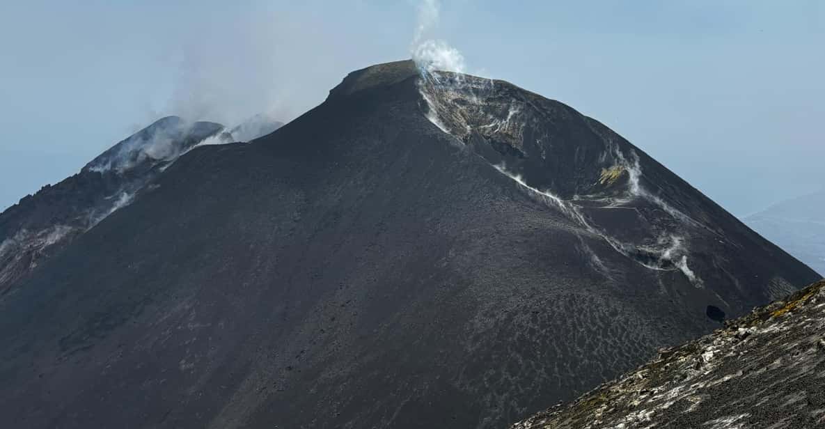 Afbeelding 7 van Onze Etna-excursie vanuit Catania met de kabelbaan en een 4x4 tot 3340 meter.