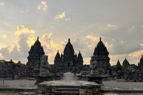 Yogyakarta: Sunset at Prambanan & Ramayana Ballet Show Sunset at Prambanan & Ramayana Ballet Show Include Ticket