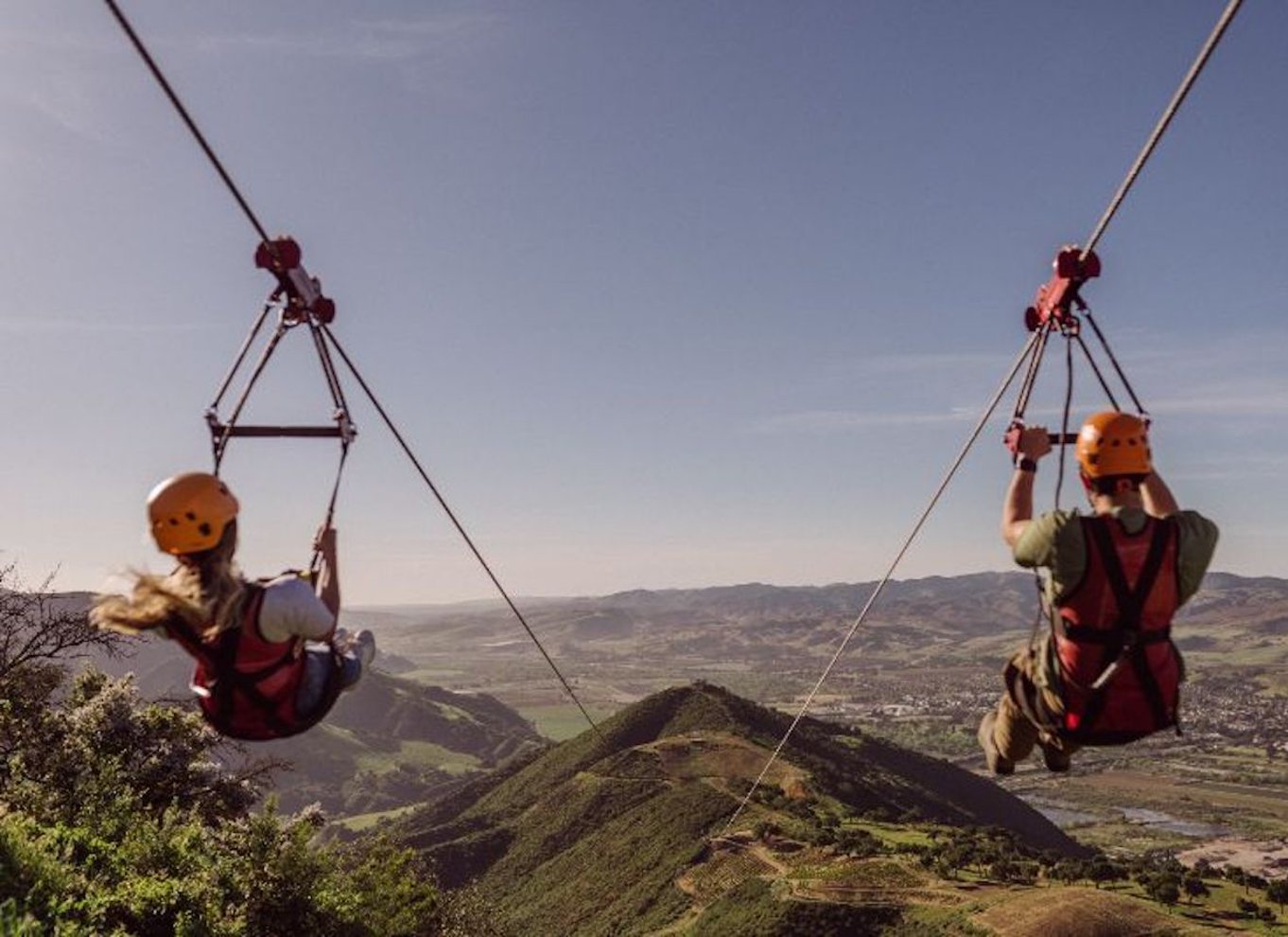 Santa Barbara: Zipline-tur med 4x4 Humvee-kørsel