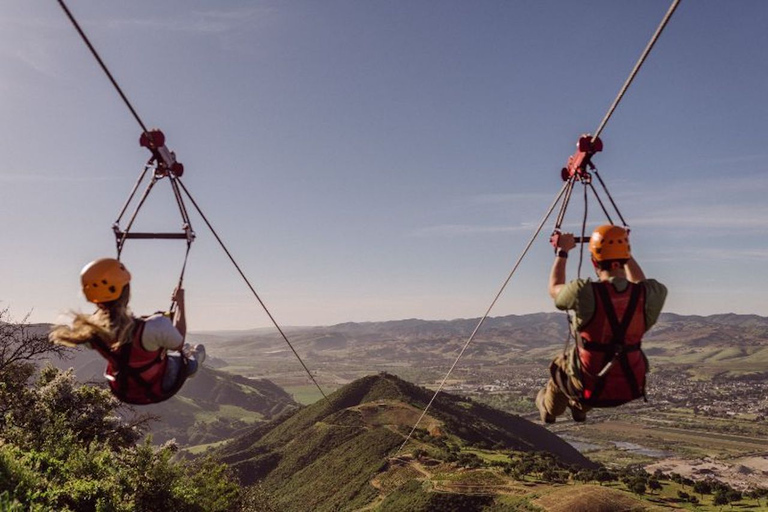 Santa Barbara: Zipline-tur med 4x4 Humvee-resa