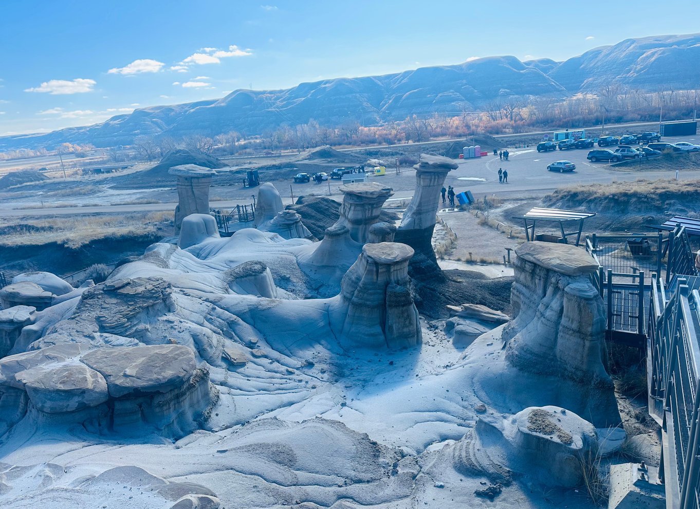 Badlands-tur: Drumheller med museum, hoodoos og dinosaurer